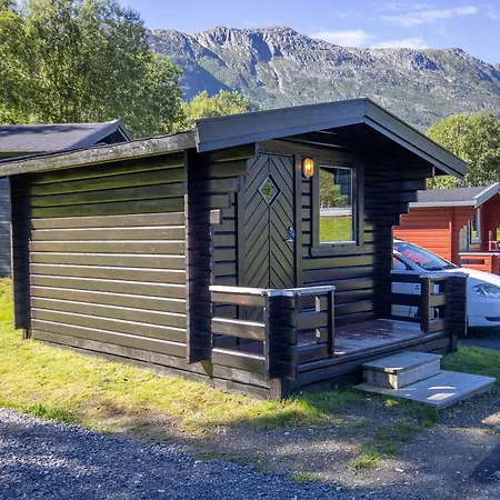 مكان تخييم Topcamp - Helgeland