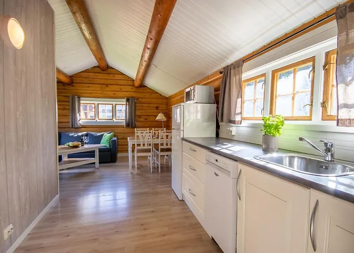 Topcamp - Helgeland Кемпинг Мушёэн